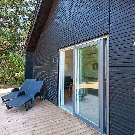 12 Person In Ansager-by Traum * Ansager